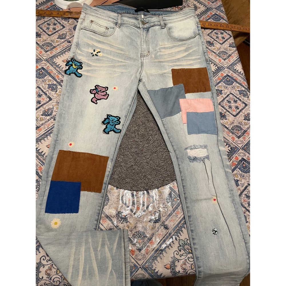 Amiri Mens Patchwork Dancing Bear Embroidered Jeans Light Wash Size 36 DW7056
